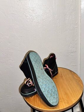 $25 Women’s shoes and boots must go!!